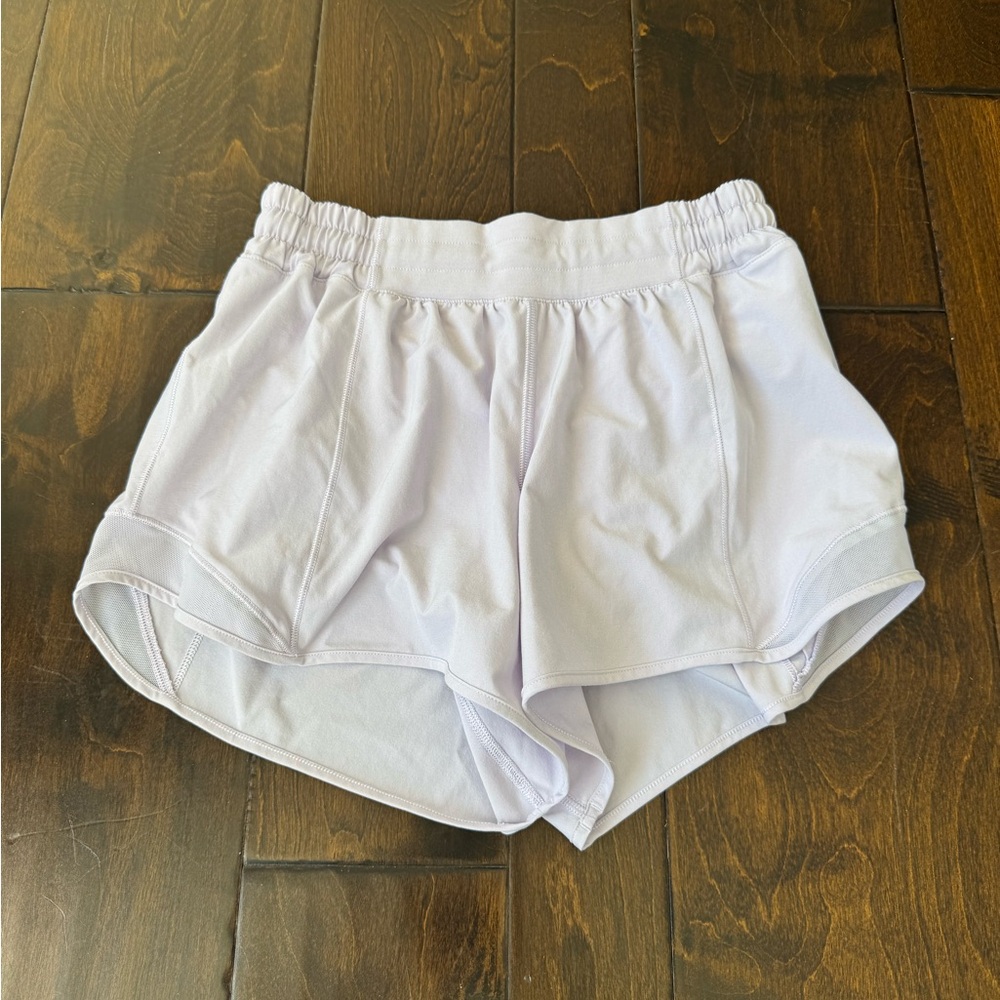 Lululemon Hotty Hot Shorts 4’’